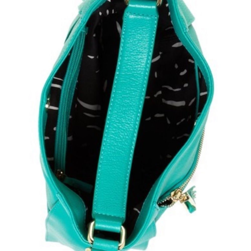 Kelsi Dagger | Issy convertible crossbody bag - Picture 3 of 8